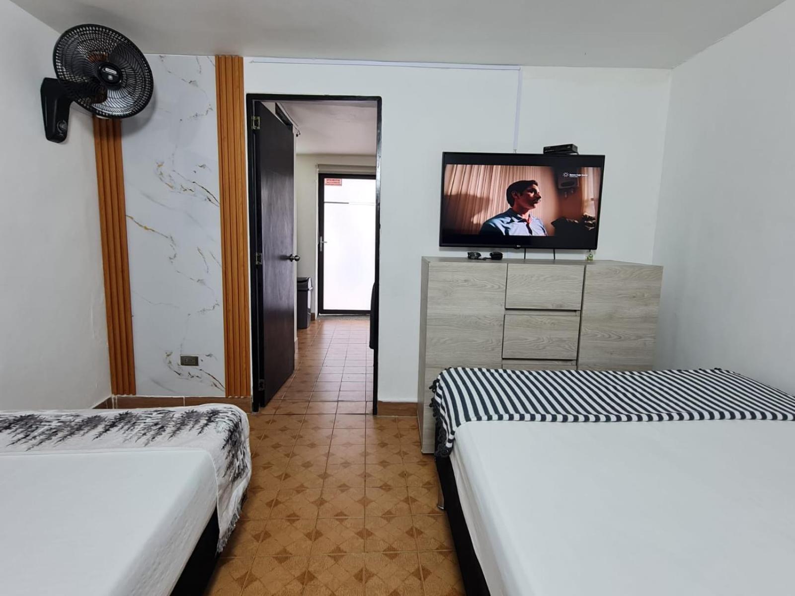 New Cozy Apartment In The Poblado, San Lucas メデジン エクステリア 写真